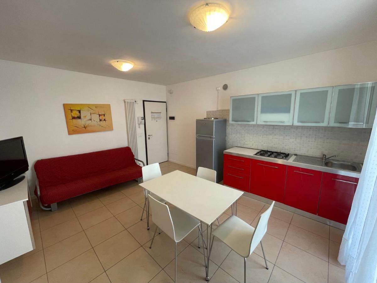Residence Al Mare - Agenzia Cocal Caorle Eksteriør billede