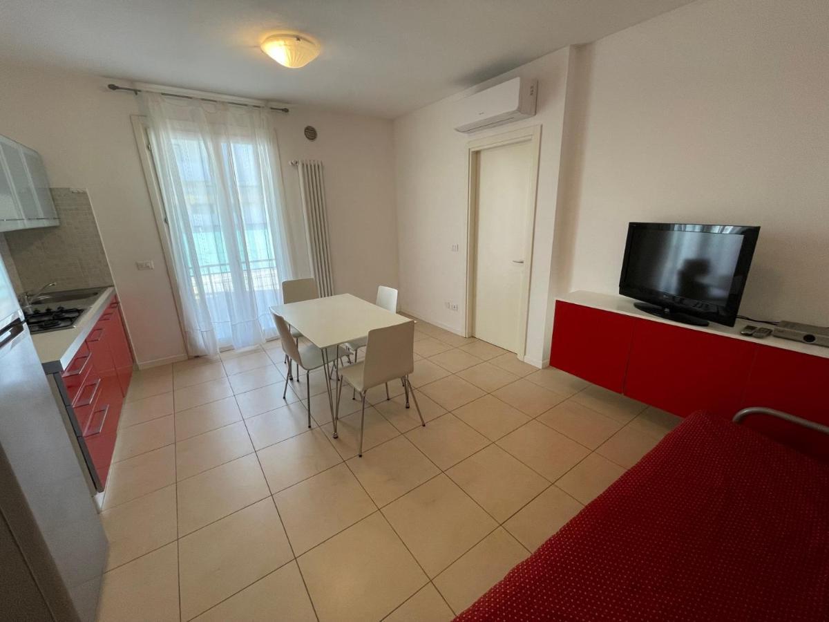 Residence Al Mare - Agenzia Cocal Caorle Eksteriør billede