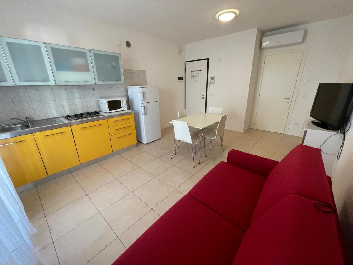 Residence Al Mare - Agenzia Cocal Caorle Eksteriør billede