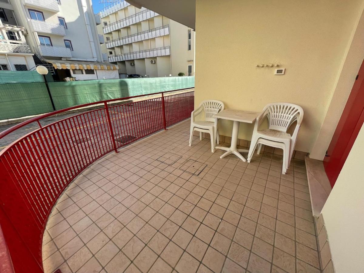 Residence Al Mare - Agenzia Cocal Caorle Eksteriør billede