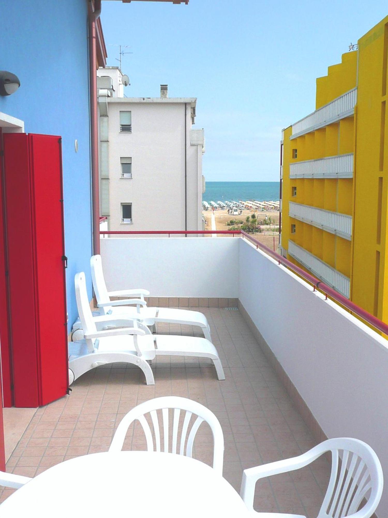 Residence Al Mare - Agenzia Cocal Caorle Eksteriør billede