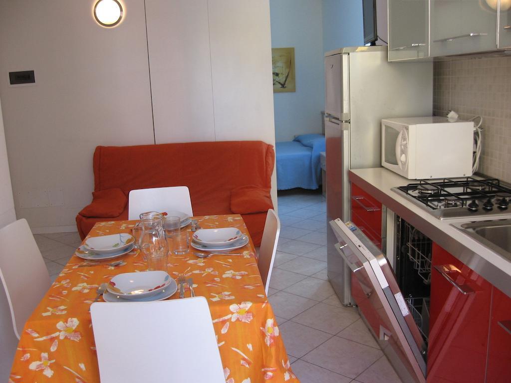 Residence Al Mare - Agenzia Cocal Caorle Eksteriør billede